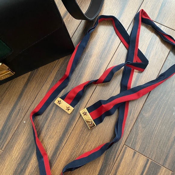 Gucci Sylvie bag in small - Picture 9 of 11